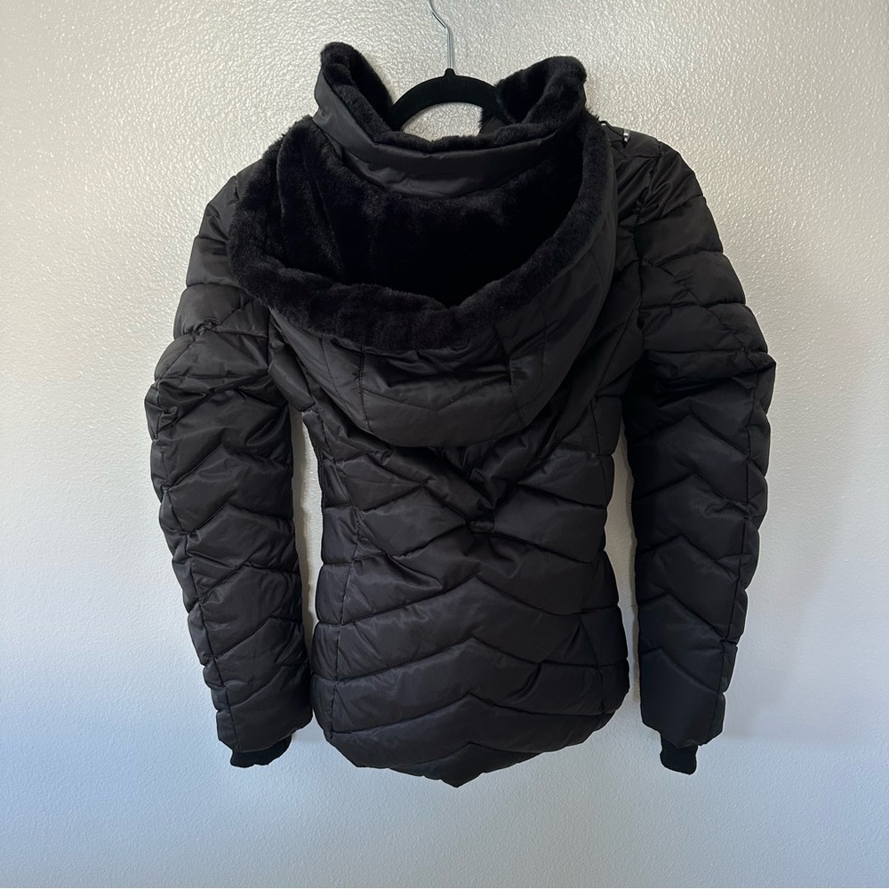 Nautica Puffer Jacket With Fur Lined Detachable Hood and Zipper Pockets Black,XS - Picture 4 of 13